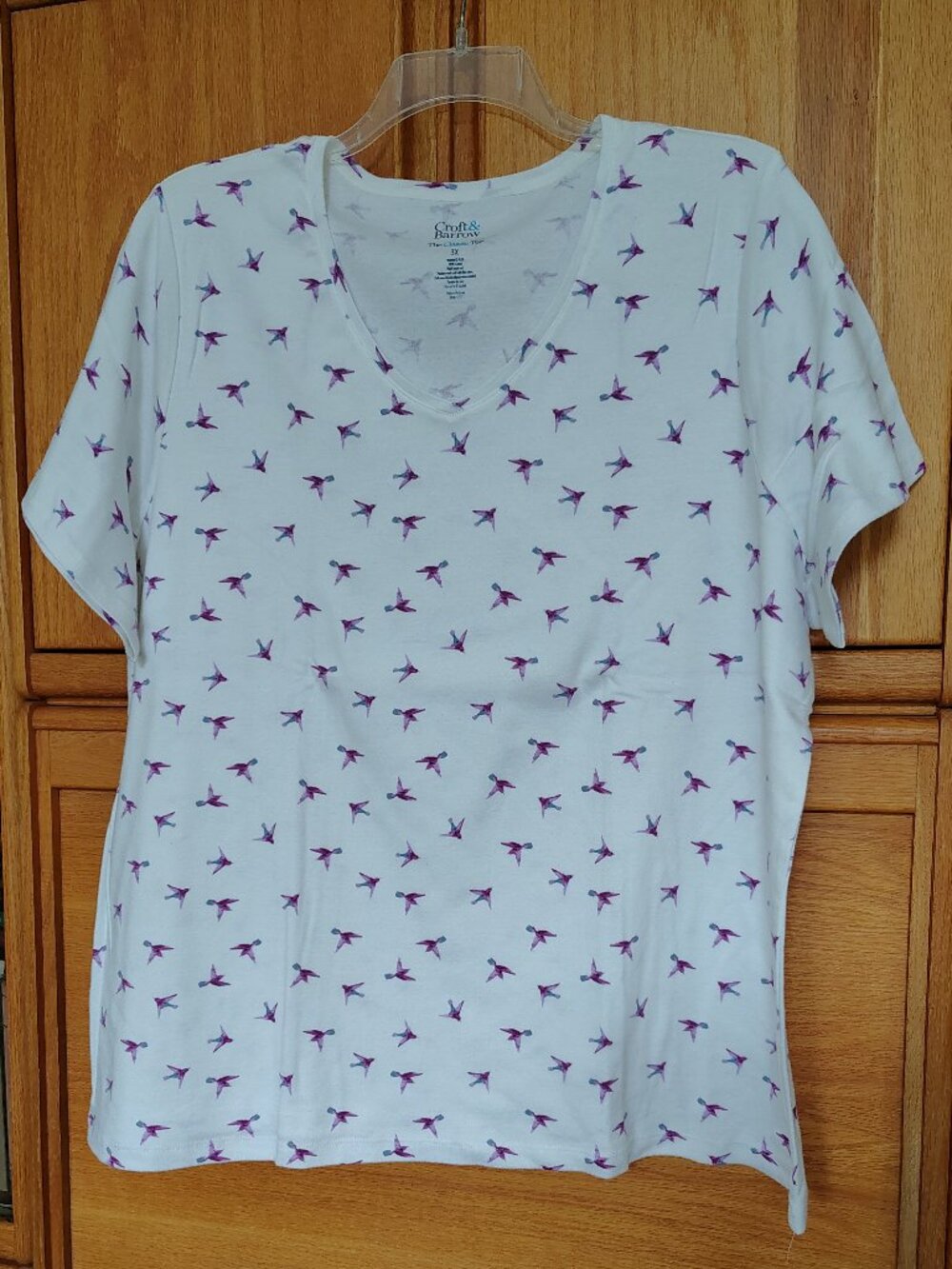 CROFT & BARROW WHITE TOP WITH PURPLE & BLUE BIRD PATTERN IN PLUS SIZE 3X